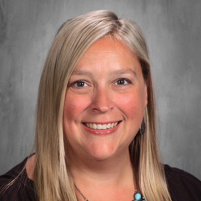 Dayna Weaver '00 Dayna Weaver '00